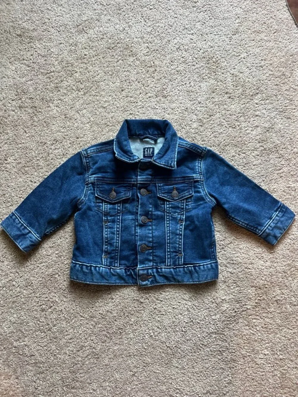 NWOT Baby Gap Sweatshirt Icon Denim Jacket 6-12 Months